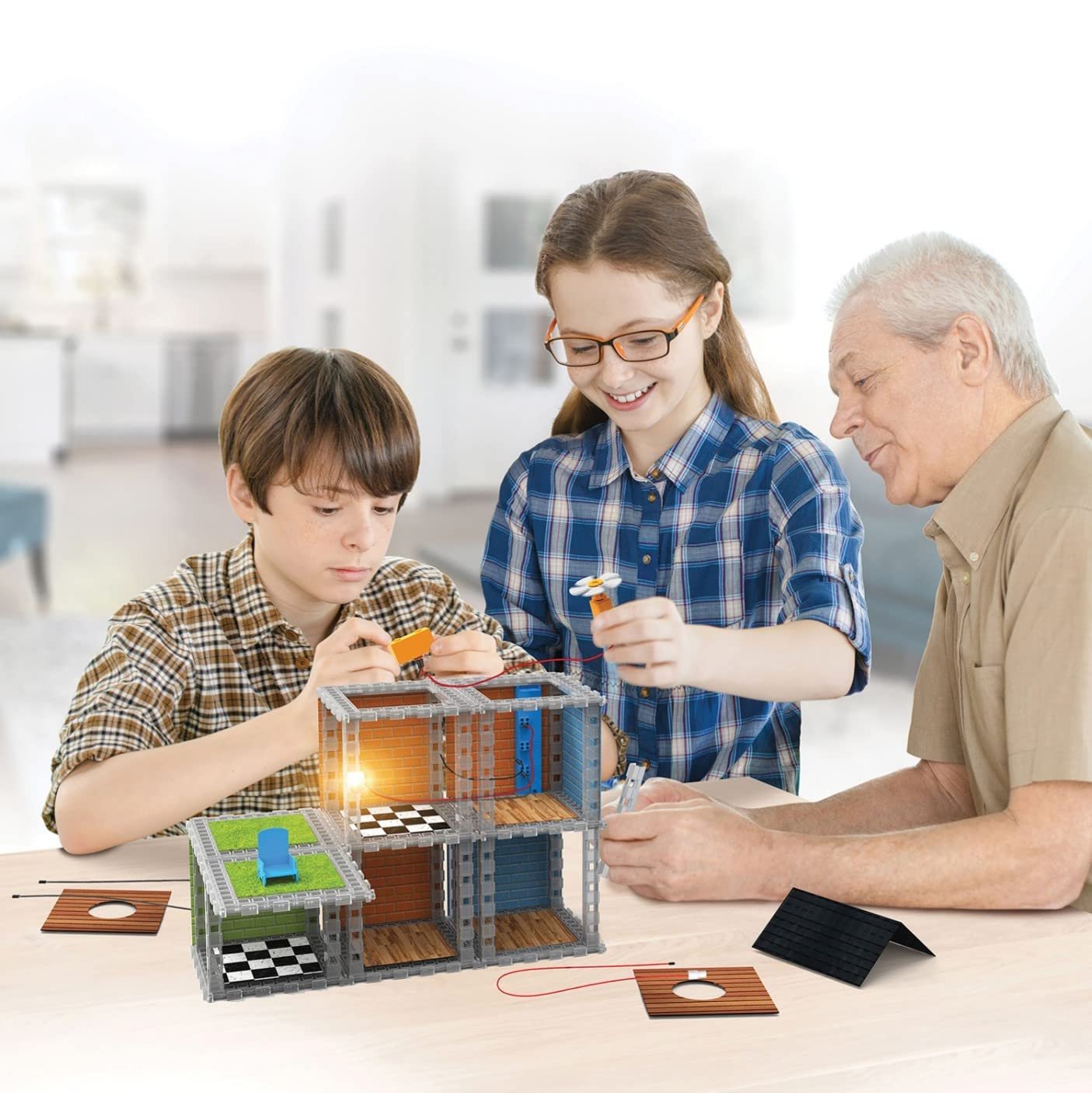 SmartLab Archi-TECH Electronic Smart House with 40 Kinetic , Energetic Circuitry Projects and 62 Pieces in The Science Kit